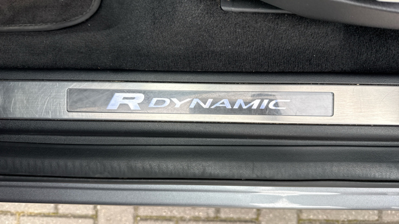 Land Rover Discovery Sport 1.5 P300e R-Dynamic HSE 5dr Auto [5 Seat] Station Wagon